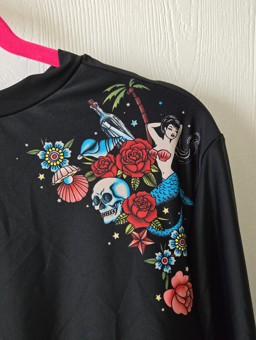 Torrid Active Wireless Cropped Rashguard - Picture 2 of 8